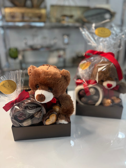 The Bear Love Basket