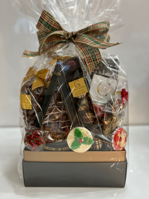 Signature Holiday Basket