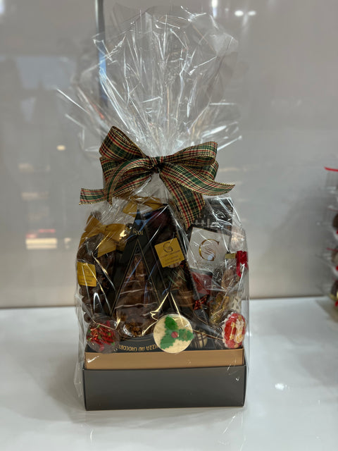 Signature Holiday Basket